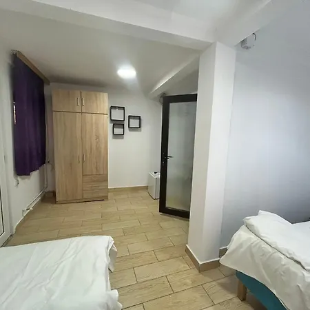 Camere de închiriat Doriana-2